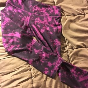 Lululemon wunder under crop purple black 8